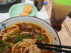 -鑫花溪牛肉米粉(凤凰街创始总店)