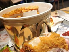 -麦当劳(世界城广场店)