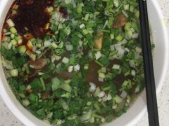 -牛一嘴·兰州牛肉面·大盘鸡(财富中心店)