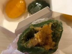 咸蛋黄肉酥青团礼盒装兑换券-肯德基(沈阳机场T3店)