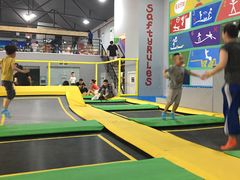 -Bounce Factory反弹工厂蹦床公园(群力店)