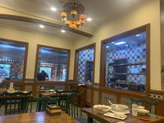 大堂-清真·玛丽亚新疆菜主题餐厅(浙江中路店)