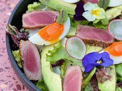 金枪鱼蔬菜糖心蛋沙拉-La Terre乐田(万象城店)