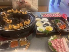 -围炉肉舍•炭烤活鳗•丹东海鲜烤肉(步行街店)