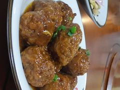 -依江春水烤鸭店