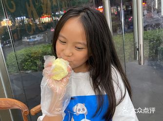 吃榴莲吃到中毒 有同款宝宝吗