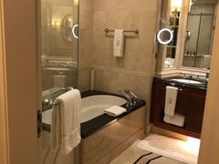 -广州富力丽思卡尔顿酒店