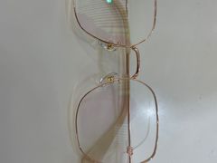 -宏宇眼镜蔡司依视路折扣店(兆佳眼镜城店)