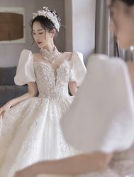 -不晚国际婚纱礼服