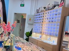 -天空之镜眼镜店蔡司依视路配镜授权零售店(望京颐堤港店)