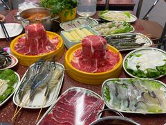 -四囍码头海鲜烧烤自助火锅(外滩南京东路悦荟广场店)
