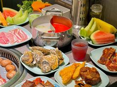 -金滏山·烤肉海鲜火锅自助(襄阳万达店)
