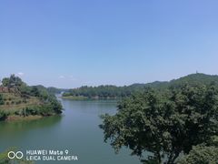 -华凌山庄·隐湖栖