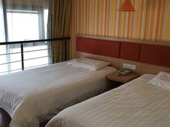 房间-如家酒店(舟山沈家门墩头码头店)