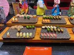 -四海一家自助餐(益田假日广场店)