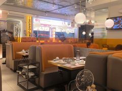 -黄记煌三汁焖锅(新佳丽江汉路店)