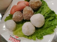撒尿牛丸-虾吃虾涮.虾火锅.肉蟹煲(步步高梅溪新天地店)