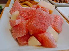 西瓜-船梆煮•蒸汽海鲜·炉火烤肉(五四广场店)