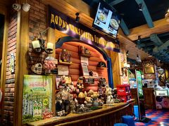 -米德维奇俄式西餐厅(西六道街店)