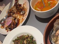 -桂满陇·蟹黄小笼汤包(中山公园店)
