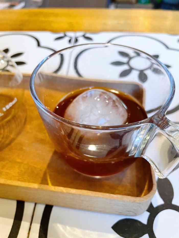 卷耳咖啡-"好多年的社区小店,来过很多次好像还没写过.