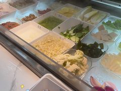 -红渡小香·牛肉麻辣香锅(车站南路店)