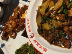 -鲁南仔·滕州炒鸡(经三路店)