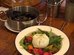 马苏里拉芝士沙拉-羽深肉铺 Steak & Wine