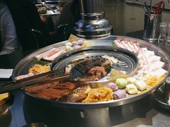 -哈哈碳都·牛肋条无限自助烤肉(宝龙店)