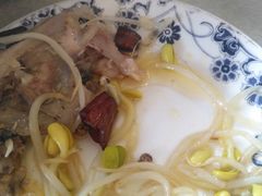 -鑫巴蜀小镇 · 水煮鱼专研店(玉桥店)