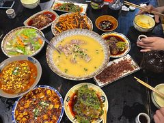 -醉八仙热酒馆(渝中店)