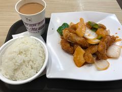 菠萝咕老肉-太兴烧味餐厅(香港机场店)