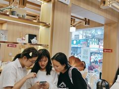 -霸王茶姬(南强街店)