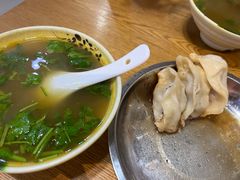 -黄阿姨锅贴大王(万航渡路店)