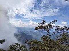 -罗田薄刀峰风景区