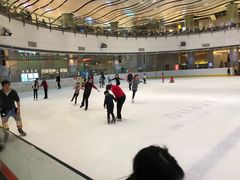 -冰纷万象滑冰场(沈阳万象城店)