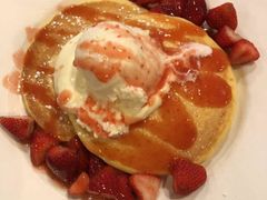 -Pancakes on the rocks(Darling Harbour)