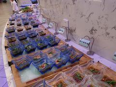 自助调料区-澜悦港海鲜体验主题餐厅