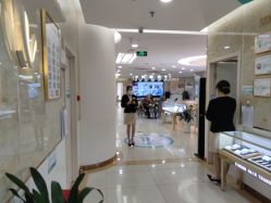 点击看大图 -新生植发·植养护一体