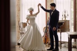 -巴黎婚纱摄影工作室