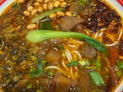 -中东大市场美食城