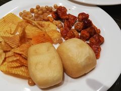 -七彩云南古滇温泉山庄