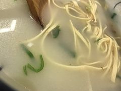 -牛三哥洛阳牛肉汤(生态城店)