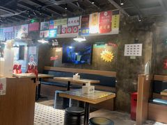 -肥汁米蘭香港米线(定西路店)