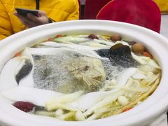 -撒拉人家.酸菜牦牛肉火锅