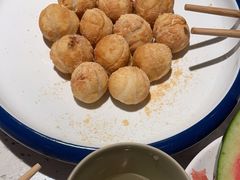 -三人行骨头王火锅(长寿店)