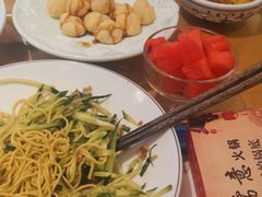 -严记小天府酸菜鱼(西四路店)