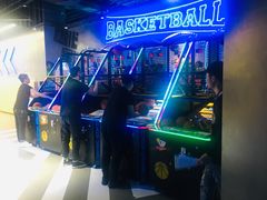 -世代星球·保龄球·镭战真人CS·团建(杨浦店)