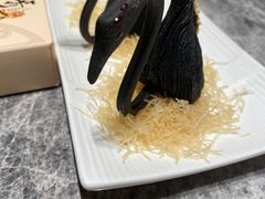 黑天鹅榴莲酥-悦秀·高级粤菜