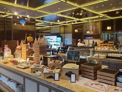 -大中华希尔顿酒店-念自助餐·嗨啤·小龙虾